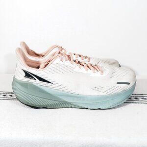 Women's Forward Experience - Size 9
